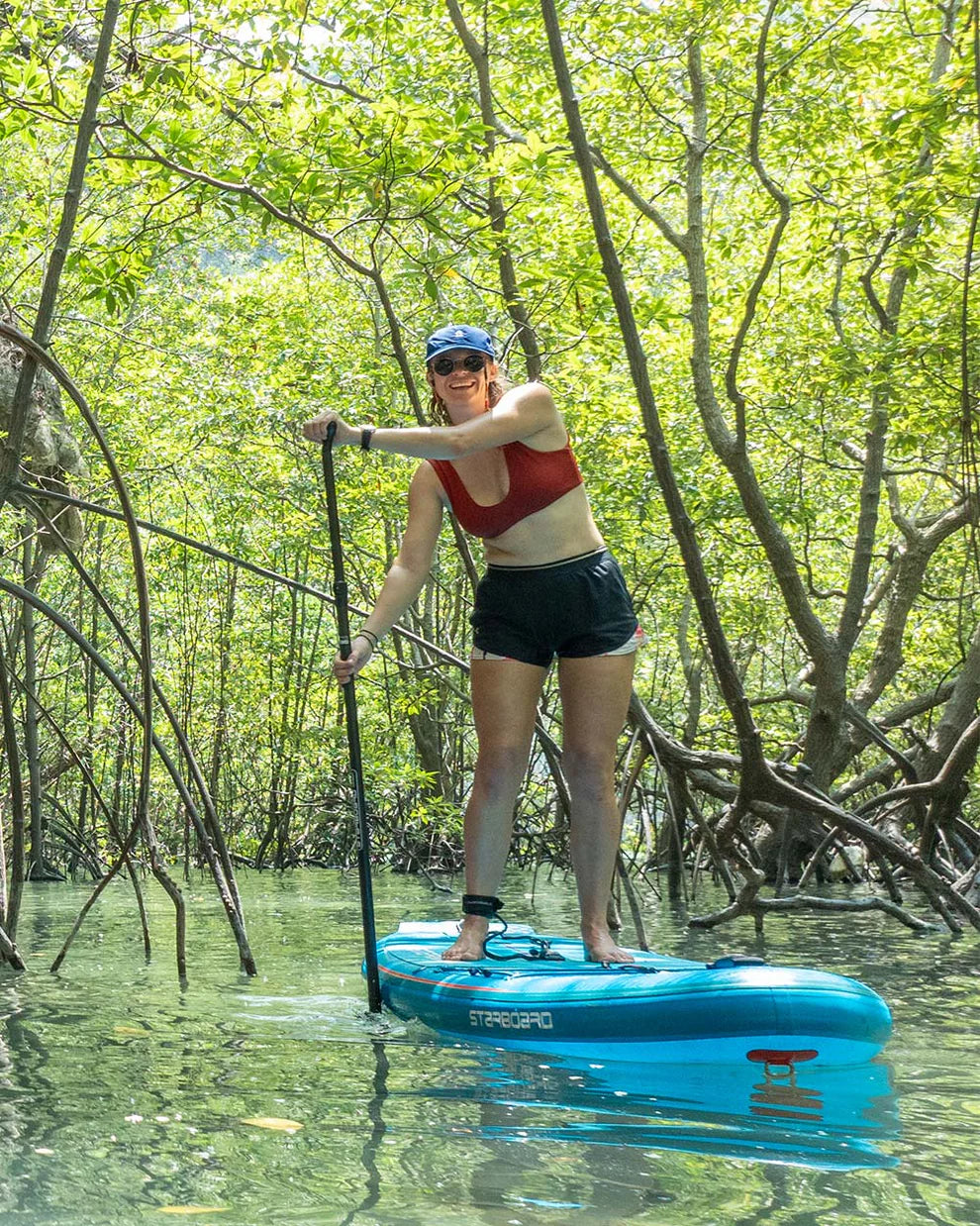 2026 STARBOARD 10'8'' x 33" iGO DELUXE LITE WITH PADDLE (INFLATABLE SUP BOARD)